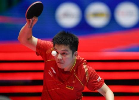 两队在防守 两队在防守