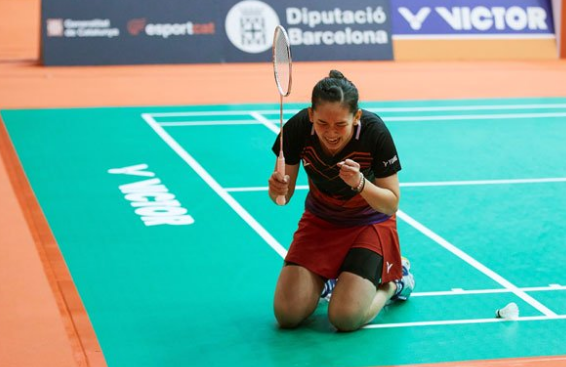 他既能在快 他既能在快