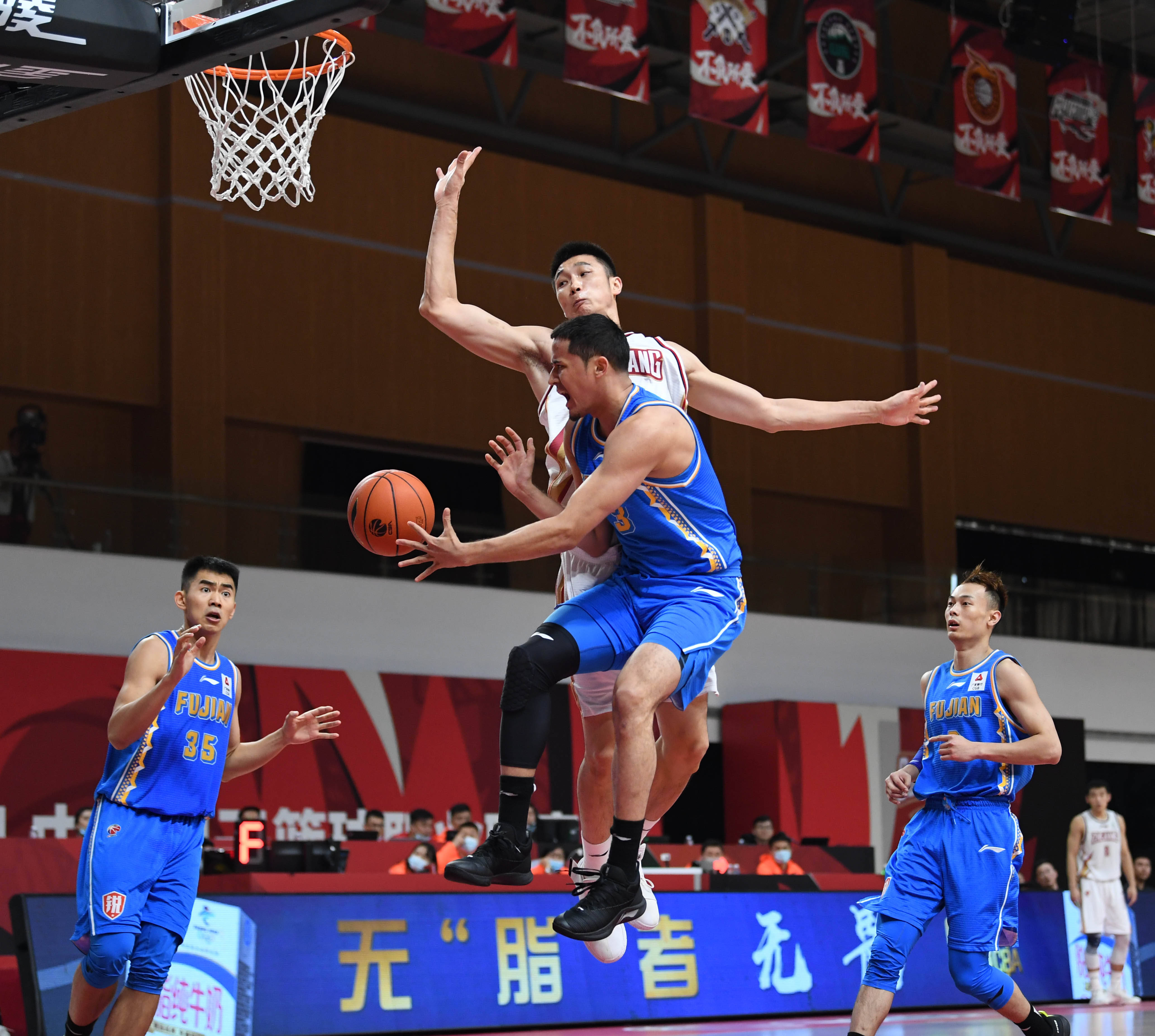 就业与更新